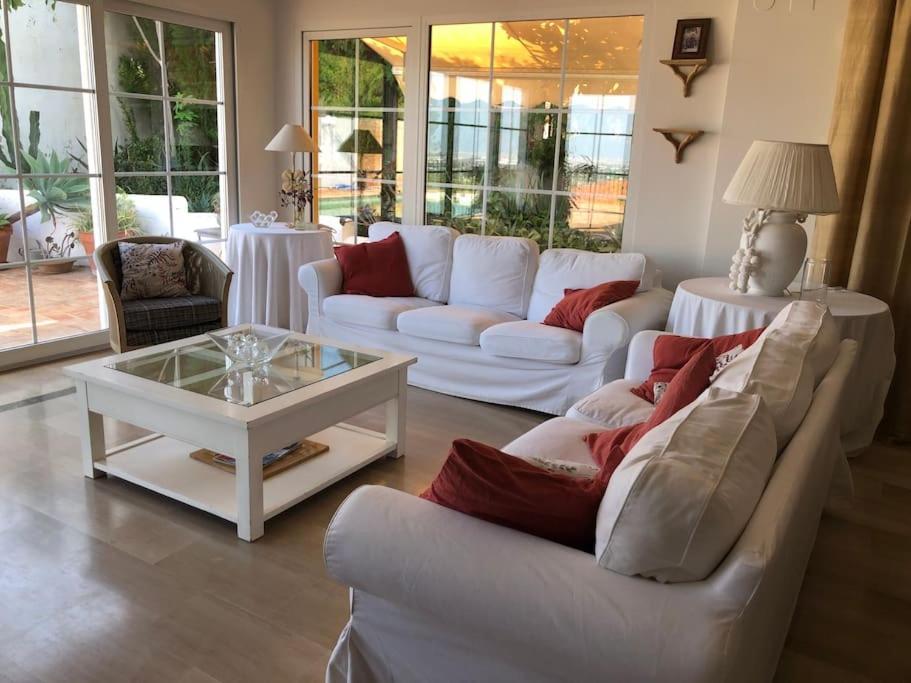 Agradable Casa Con Maravillosas Vistas Chiva